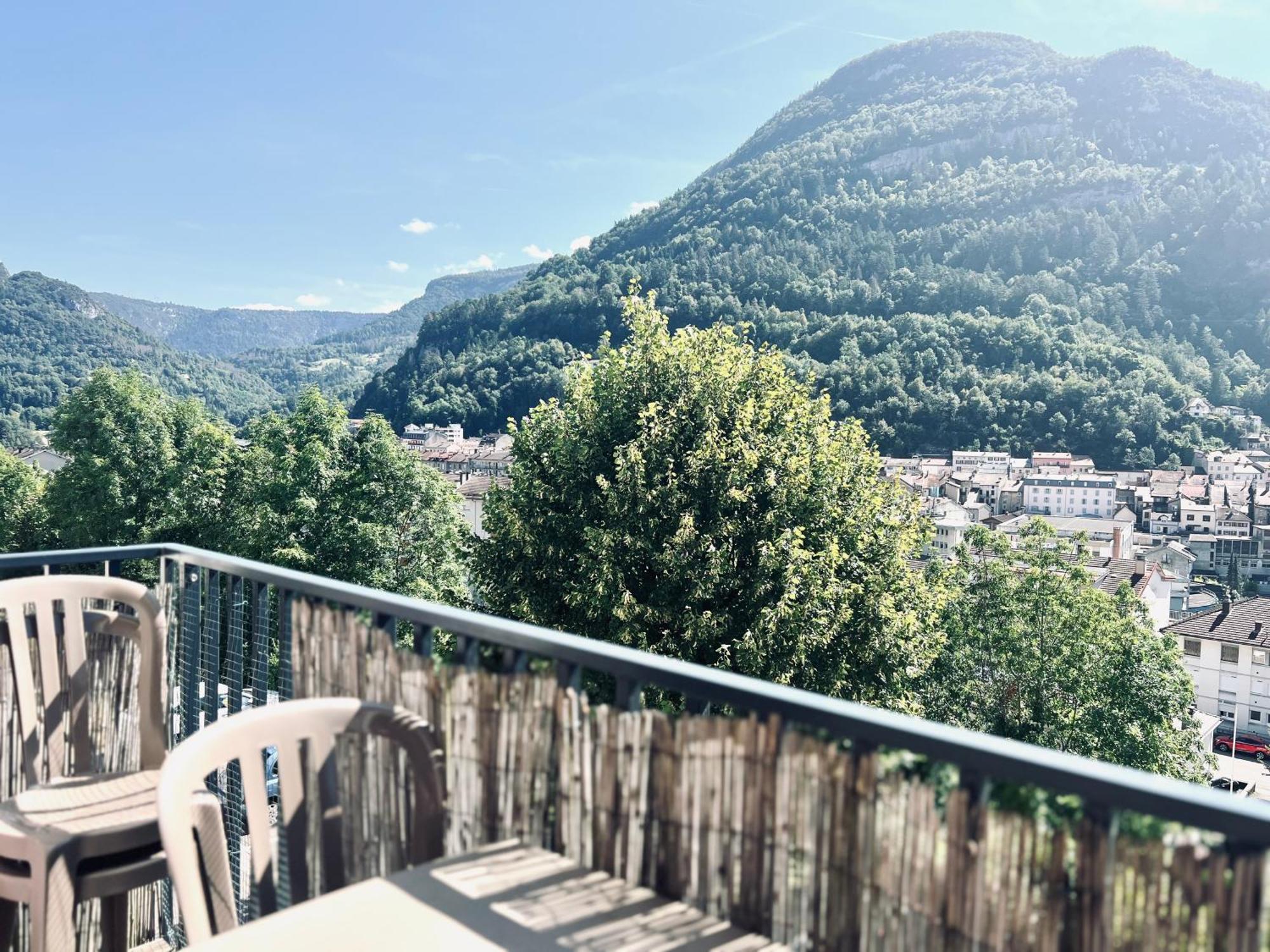 Le Balcon Du Boulevard Bellevue Saint-Claude Ngoại thất bức ảnh